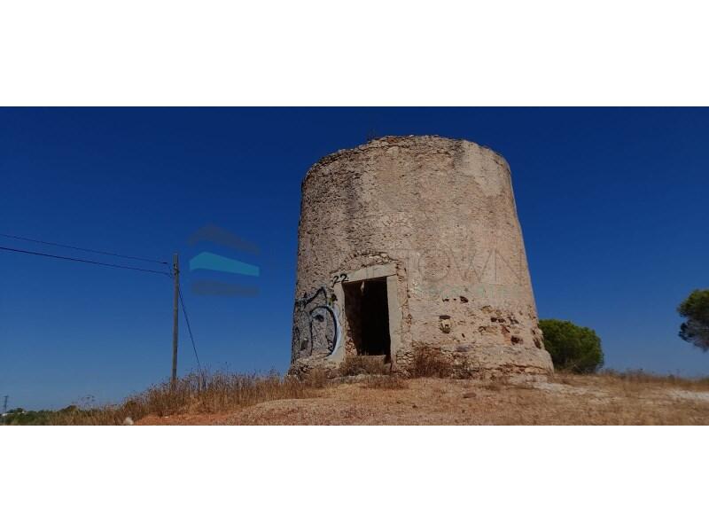 Terrain à Ferreiras, Portugal 9860m² No. 261404