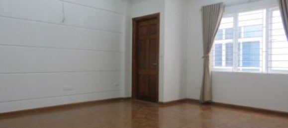 5 bedrooms House in Cau Giay, Vietnam No. 332 10