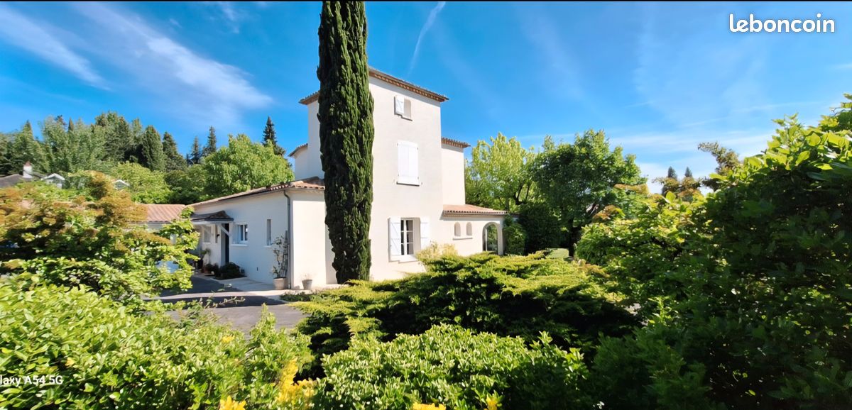 5 bedrooms House in Foulayronnes, France No. 342280