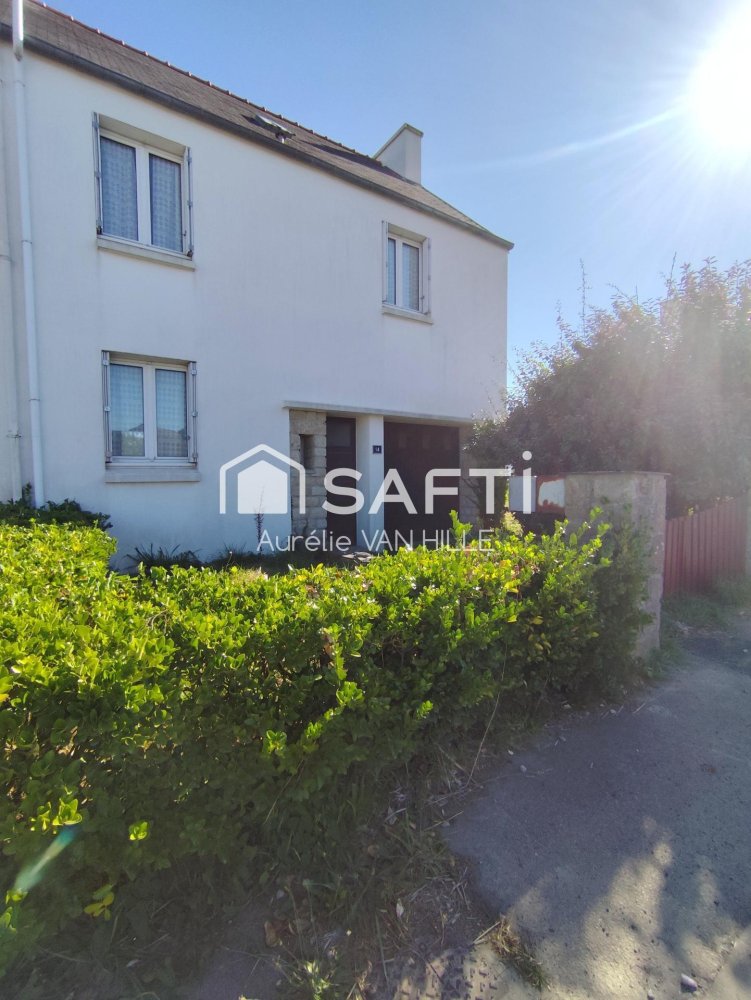 Casa de 4 dormitorios en Finistere, France No. 334993