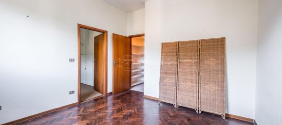 Квартира с 4 комнатами в Модильяна, Италия № 80152 21