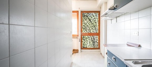 Квартира с 4 комнатами в Модильяна, Италия № 80152 12