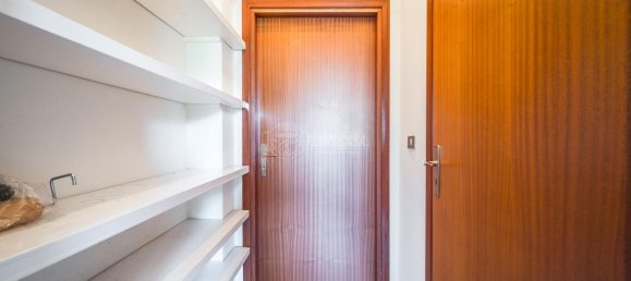 Квартира с 4 комнатами в Модильяна, Италия № 80152 23