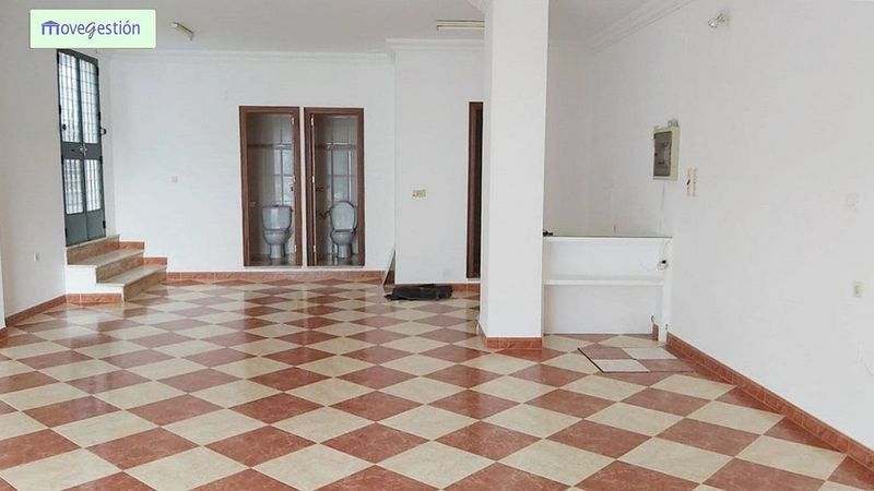 Propiedad comercial en Cádiz, Spain 80 m² No. 220978