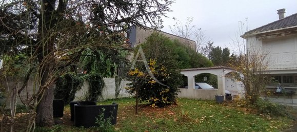 4 bedrooms House in Gournay-sur-Marne, France No. 168443 2