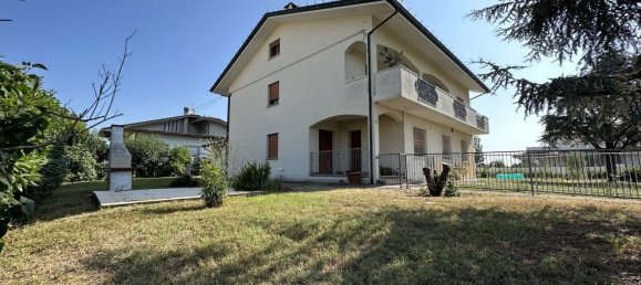 Apartamento de 8 divisões em Gatteo, Italy N.º 131486 2