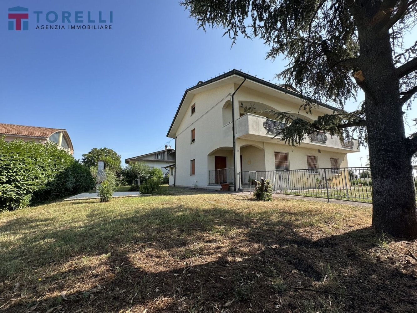 Apartamento de 8 divisões em Gatteo, Italy N.º 131486