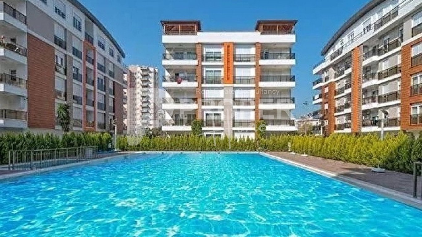 6 rooms Apartment in Konyaalti, Turkey No. 14077