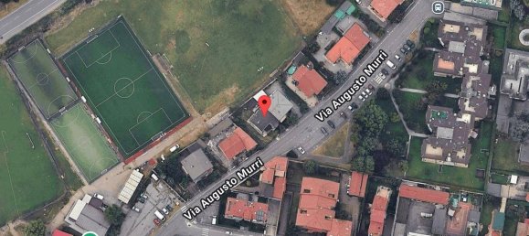 3 bedrooms Apartment in Monza, Italy No. 281730 2