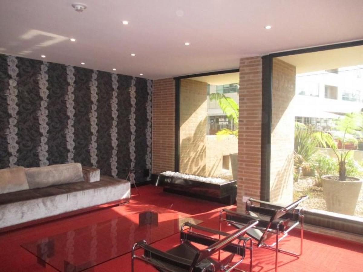 Casa de 3 dormitorios en Bogotá, Colombia No. 12559