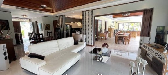 4 bedrooms Villa in Hua Hin, Thailand No. 17312 2