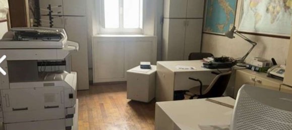 Bureau à Rome, Italy 154m² No. 377155 33