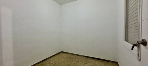 4 bedrooms Apartment in Montornes Del Valles, Spain No. 141387 6