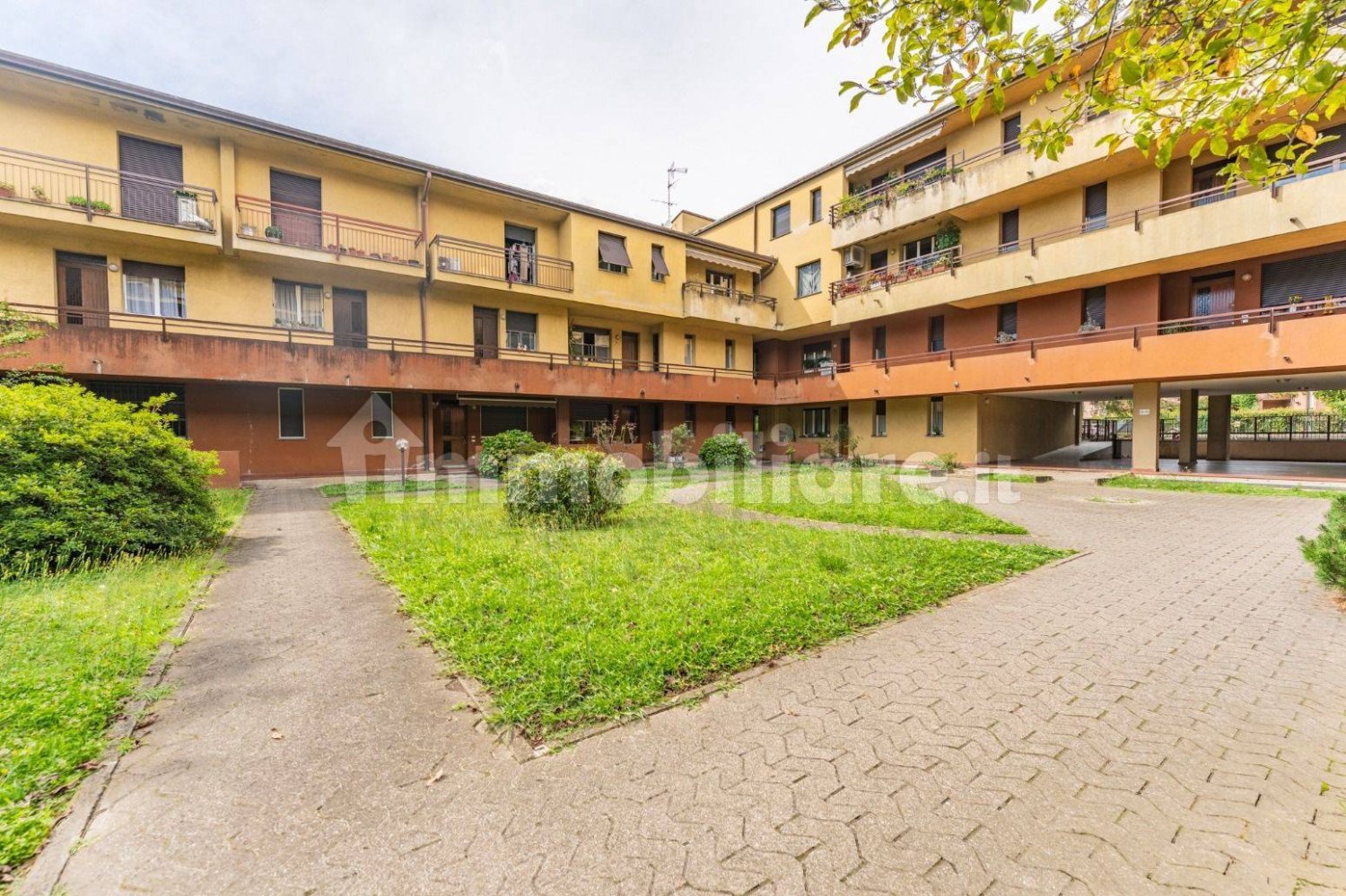 Квартира с 1 спальней в Совико, Италия № 379988