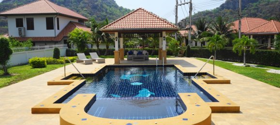 3 bedrooms Villa in Hua Hin, Thailand No. 4172 2