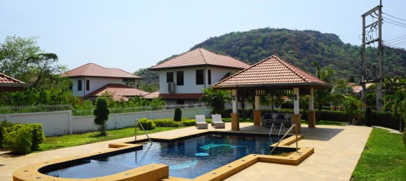 3 bedrooms Villa in Hua Hin, Thailand No. 4172 10