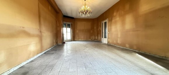 5 rooms Apartment in Rome, Italy No. 197561 7