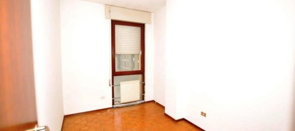 6 rooms Apartment in Conegliano, Italy No. 225102 7