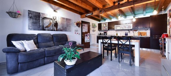 3غرفة شقة في Cesano Maderno, Italy رقم 234723 5