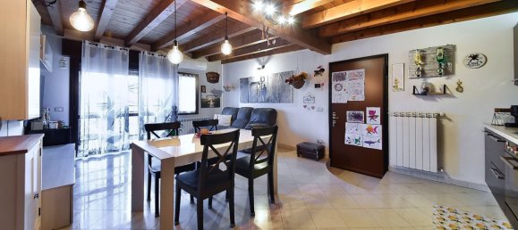 3غرفة شقة في Cesano Maderno, Italy رقم 234723 4