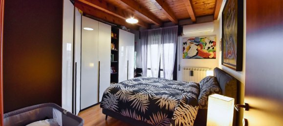 3غرفة شقة في Cesano Maderno, Italy رقم 234723 9