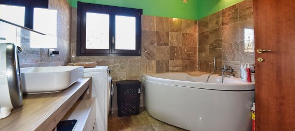 3غرفة شقة في Cesano Maderno, Italy رقم 234723 51