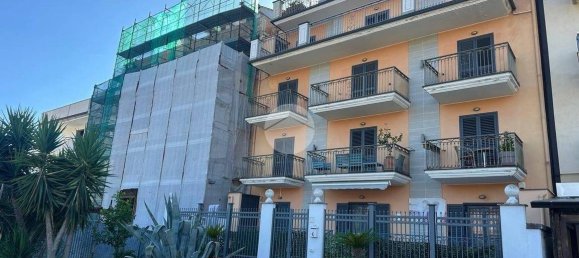 3 Schlafzimmer Wohnung in San Nicola la Strada, Italy, Nr. 313599 17