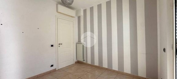 3 Schlafzimmer Wohnung in San Nicola la Strada, Italy, Nr. 313599 13