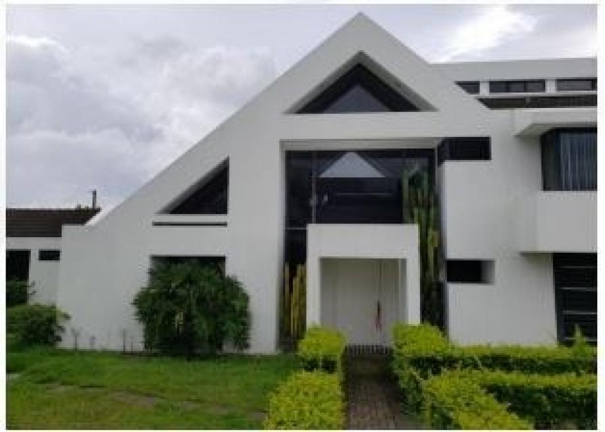 5 dormitorios сasa en venta en Santa Ana, San José, Costa Rica № 475
