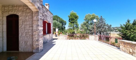 Вилла с 3 спальнями в Фазано, Италия № 282255 10