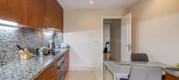 3 bedrooms Apartment in Benahavis, Spain No. 87229 16