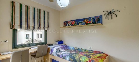 3 bedrooms Apartment in Benahavis, Spain No. 87229 13