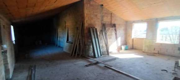 5 rooms House in Lucca, Italy No. 166021 12