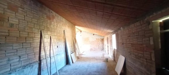 5 rooms House in Lucca, Italy No. 166021 7