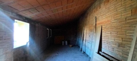 5 rooms House in Lucca, Italy No. 166021 9