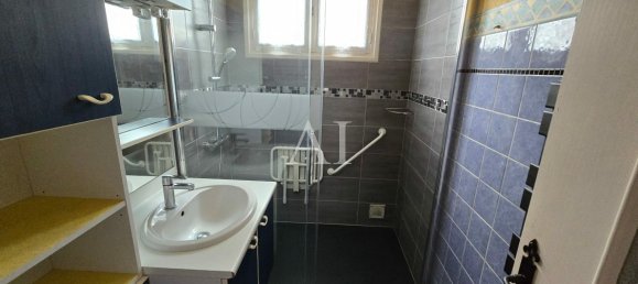 Casa de 2 dormitorios en Bourges, France No. 259987 7