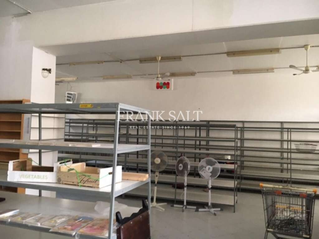  Shop in Nadur, Malta No. 11974