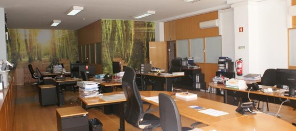 Büro in Matosinhos, Portugal 360m², Nr. 8461 5