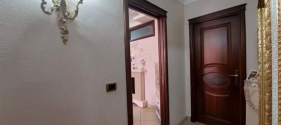 3 rooms Apartment in Melito di Napoli, Italy No. 253380 3