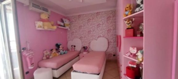 3 rooms Apartment in Melito di Napoli, Italy No. 253380 6