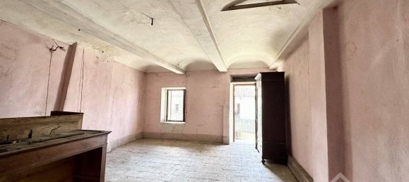 5 bedrooms House in Brozolo, Italy No. 117071 14