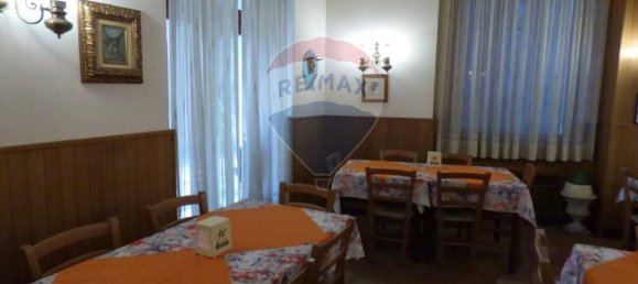 Bâtiment à Luino, Italy 434m² No. 363508 7