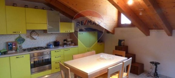 Bâtiment à Luino, Italy 434m² No. 363508 27