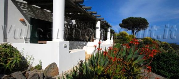 4 bedrooms Villa in Lipari, Italy No. 129103 23