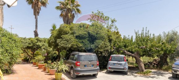 2 bedrooms Villa in Chiaramonte Gulfi, Italy No. 262790 5