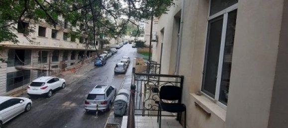 Oficina de 5 habitaciónes en Baku, Azerbaijan No. 1009 3