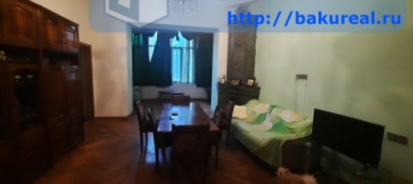 Oficina de 5 habitaciónes en Baku, Azerbaijan No. 1009 6