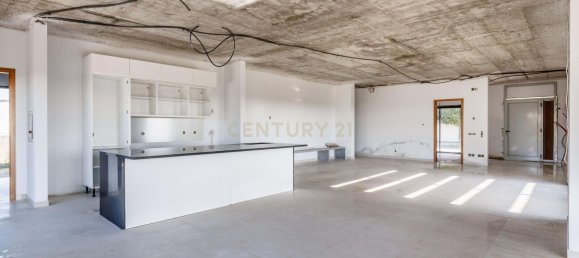  قطعة أرض في Quelfes, Portugal 428متر مربع رقم 111654 5