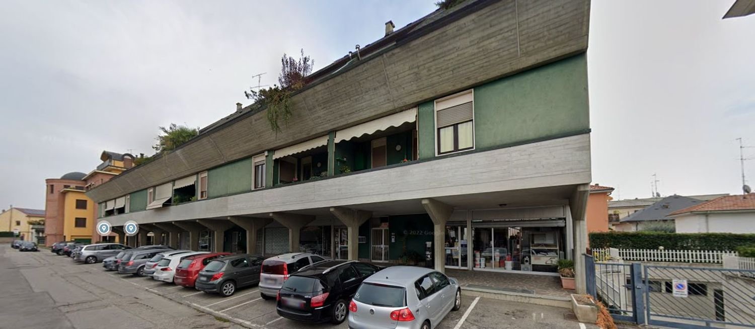 3غرفة شقة في Busto Arsizio, Italy رقم 334181