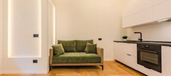 2 rooms Apartment in Milan, Italy No. 273121 4